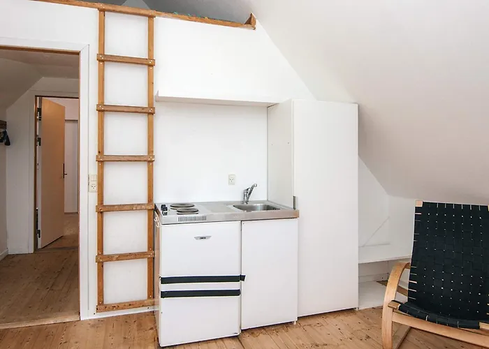 بيت للعطل 4 Star In Højer